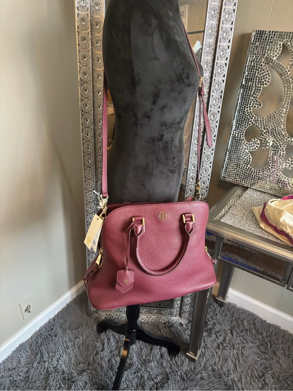 ⭐️Tory Burch Pebbled Robinson Open Dome Satchel NWT